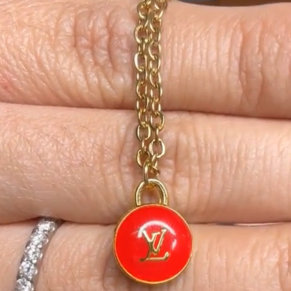 Authentic Charm Necklace Louis Vuitton Porte Clés Pastilles